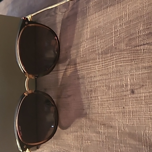 - Miu Miu Sunglasses - Picture 7 of 10